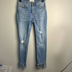 We The Free High Rise Fringe Raw Hem Jeans Size 28